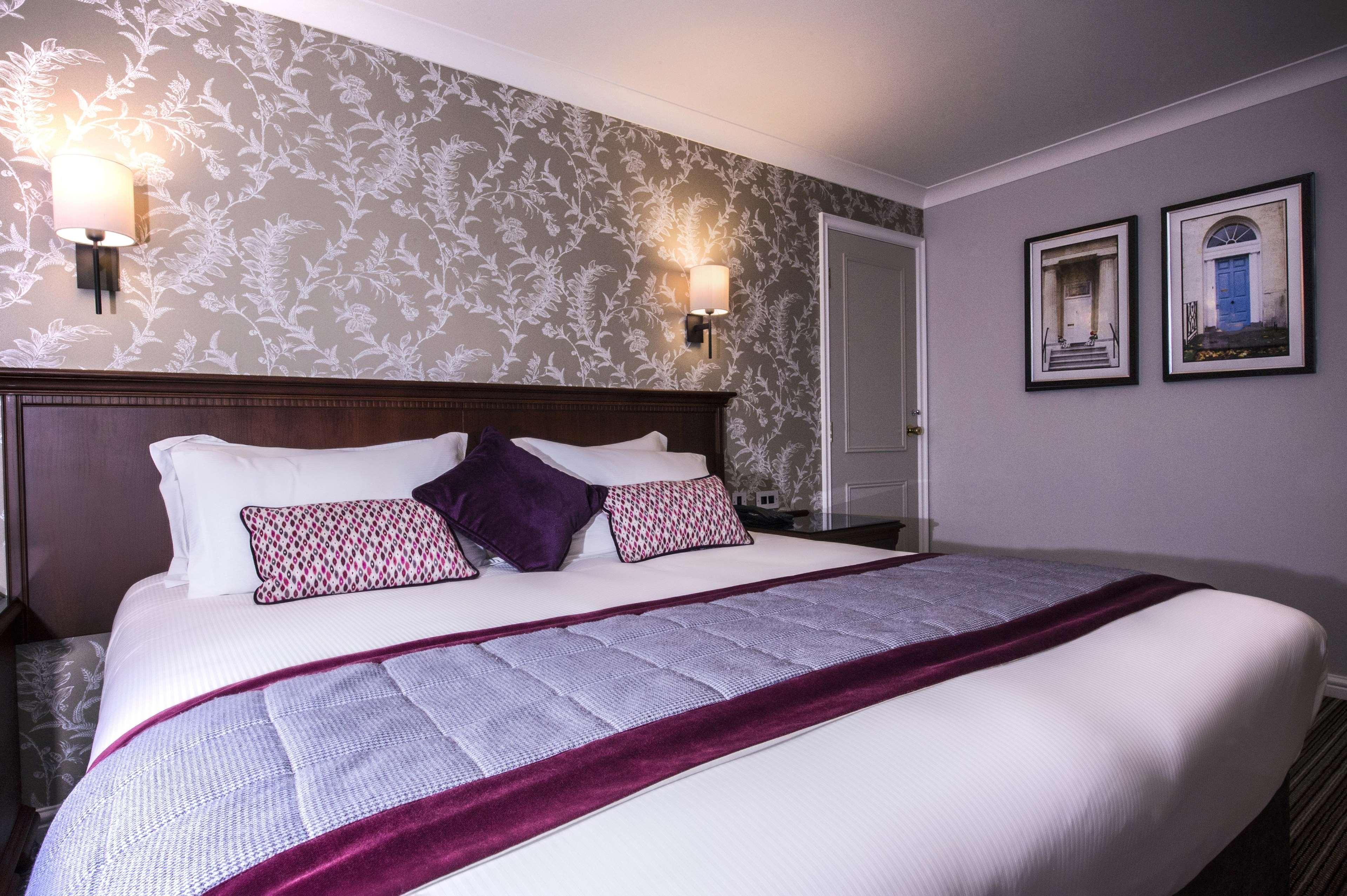 Doubletree By Hilton Cheltenham-Cotswolds Екстериор снимка
