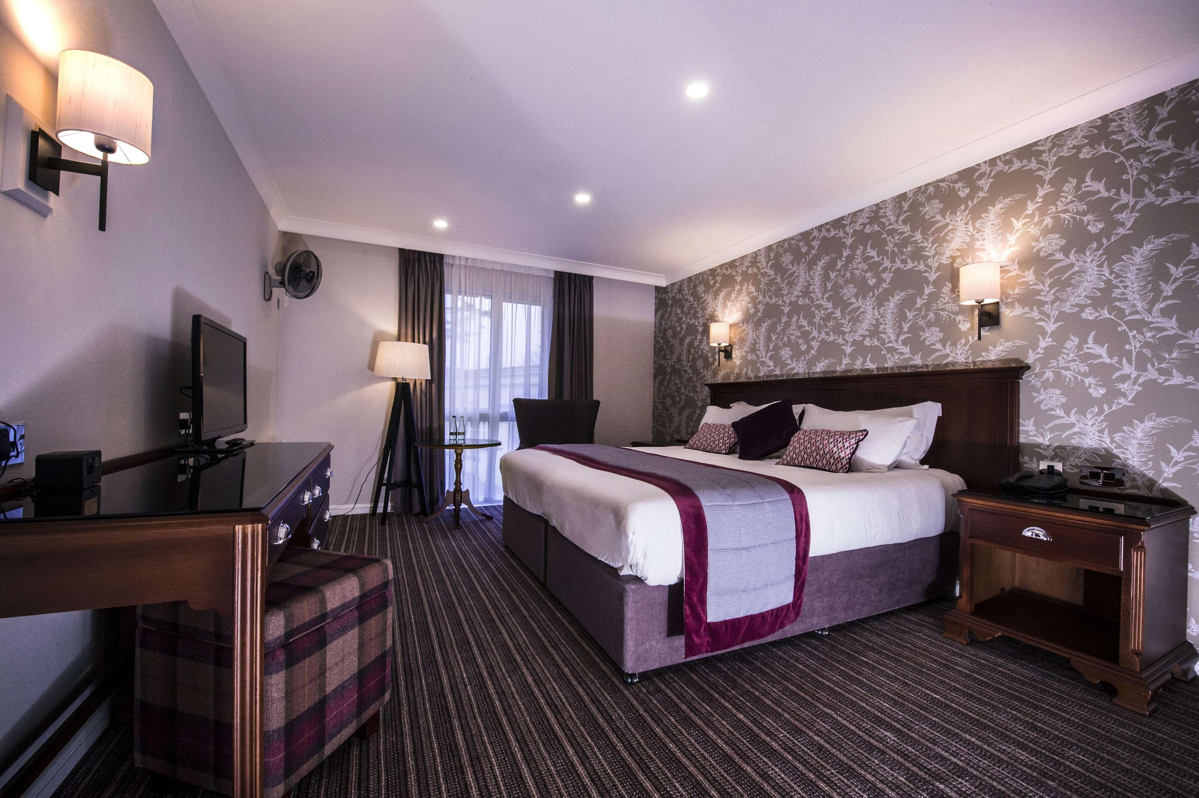 Doubletree By Hilton Cheltenham-Cotswolds Екстериор снимка