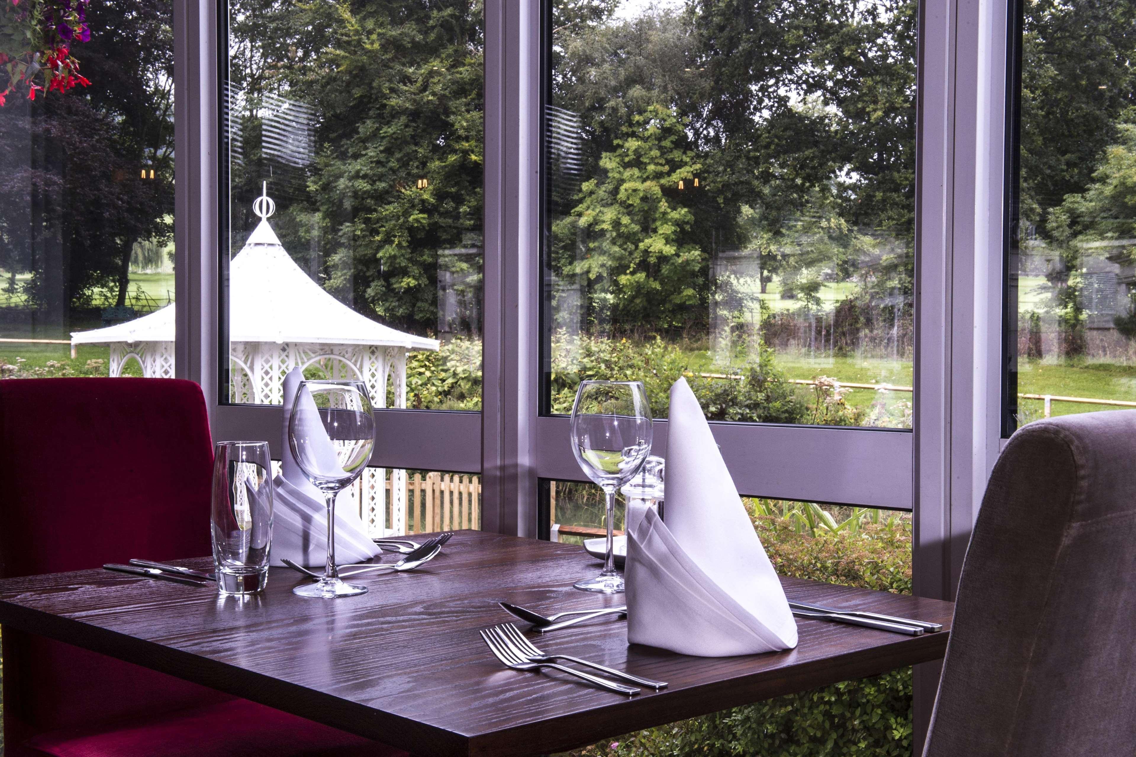 Doubletree By Hilton Cheltenham-Cotswolds Екстериор снимка