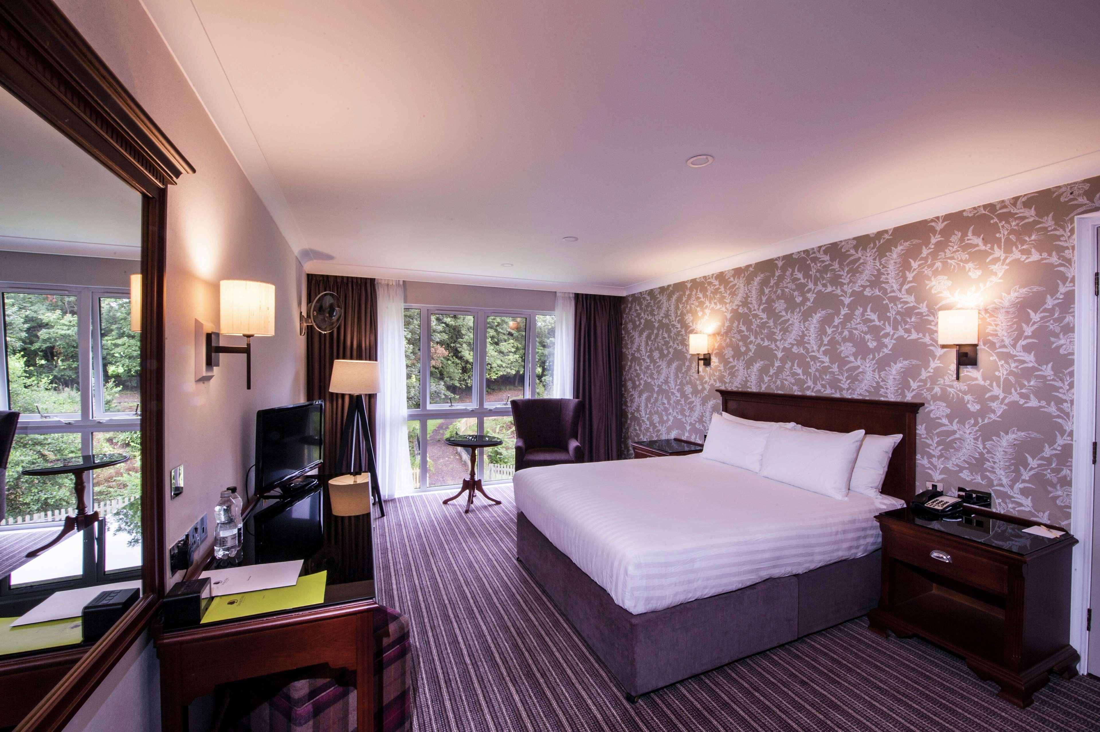 Doubletree By Hilton Cheltenham-Cotswolds Екстериор снимка