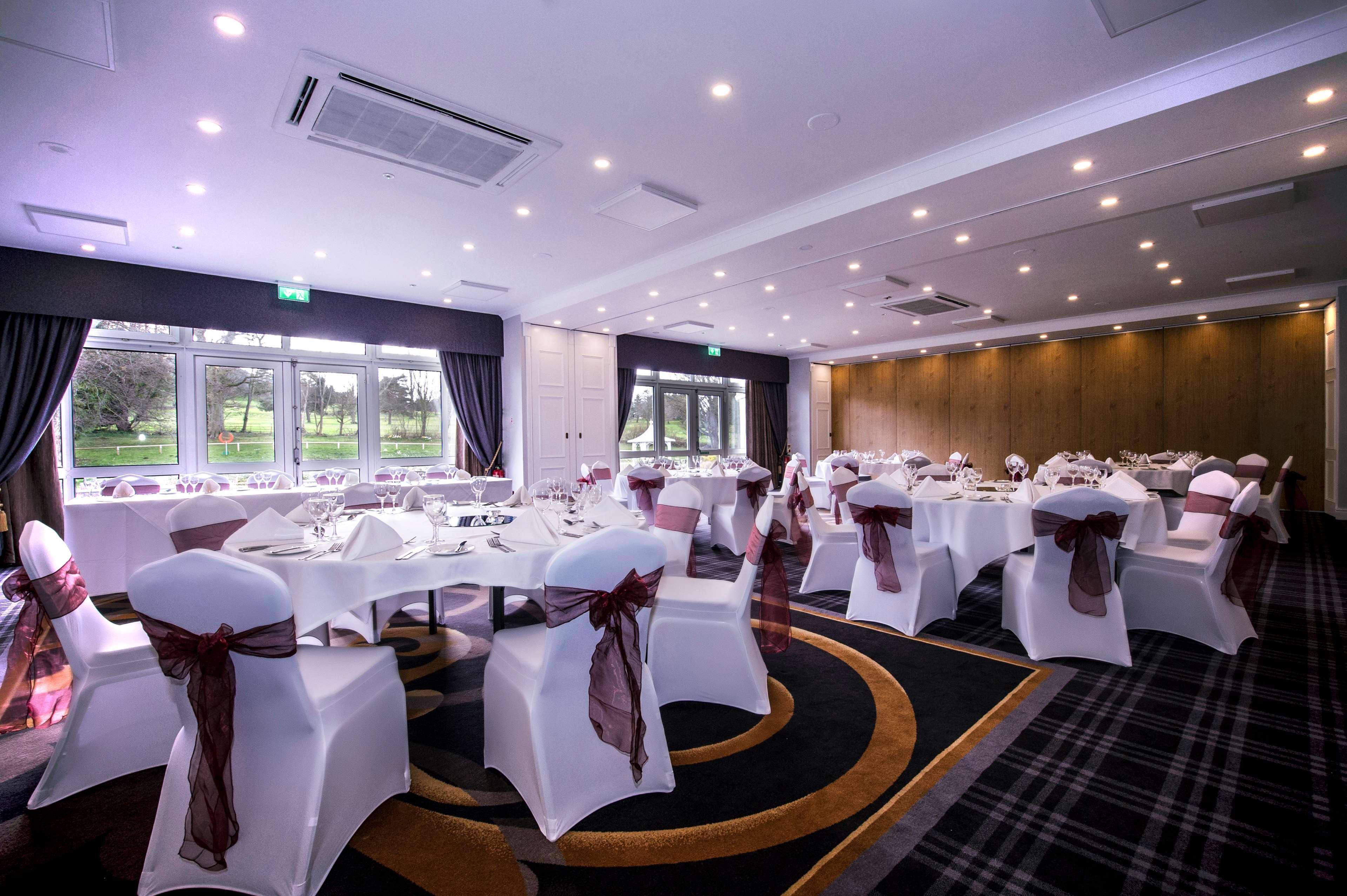 Doubletree By Hilton Cheltenham-Cotswolds Екстериор снимка
