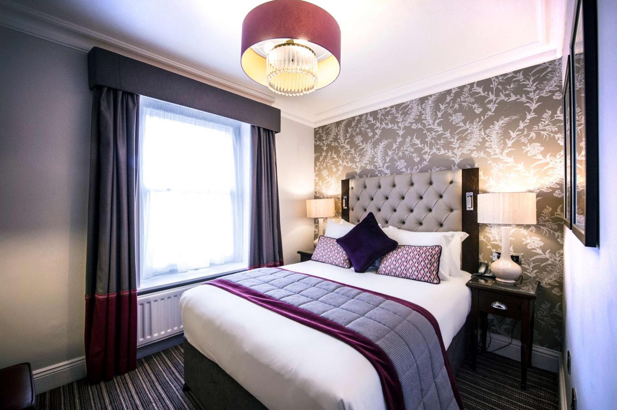 Doubletree By Hilton Cheltenham-Cotswolds Екстериор снимка