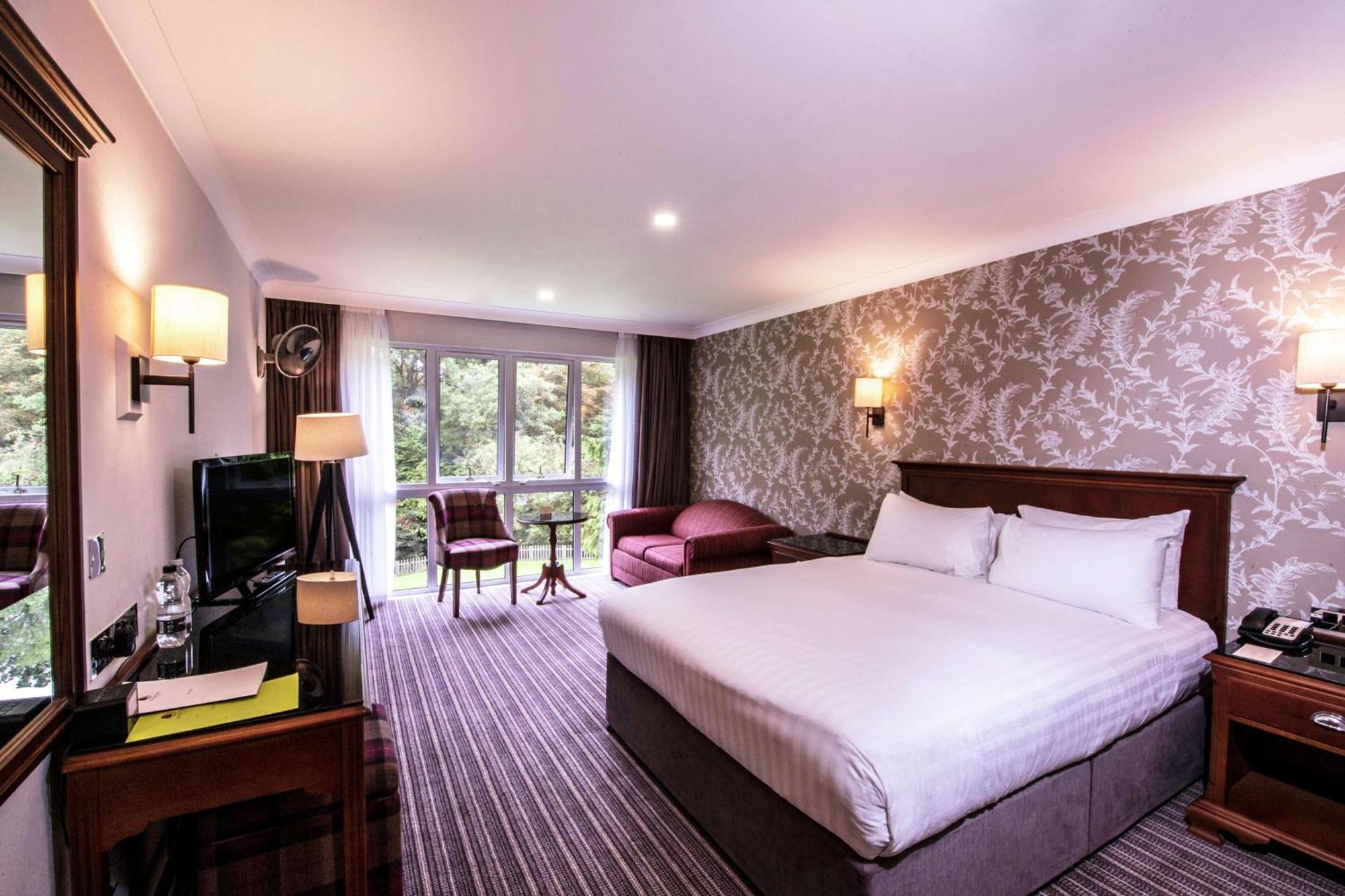 Doubletree By Hilton Cheltenham-Cotswolds Екстериор снимка